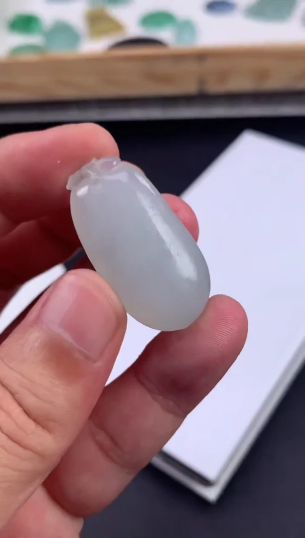 未镶嵌定制翡翠柠**号翡翠