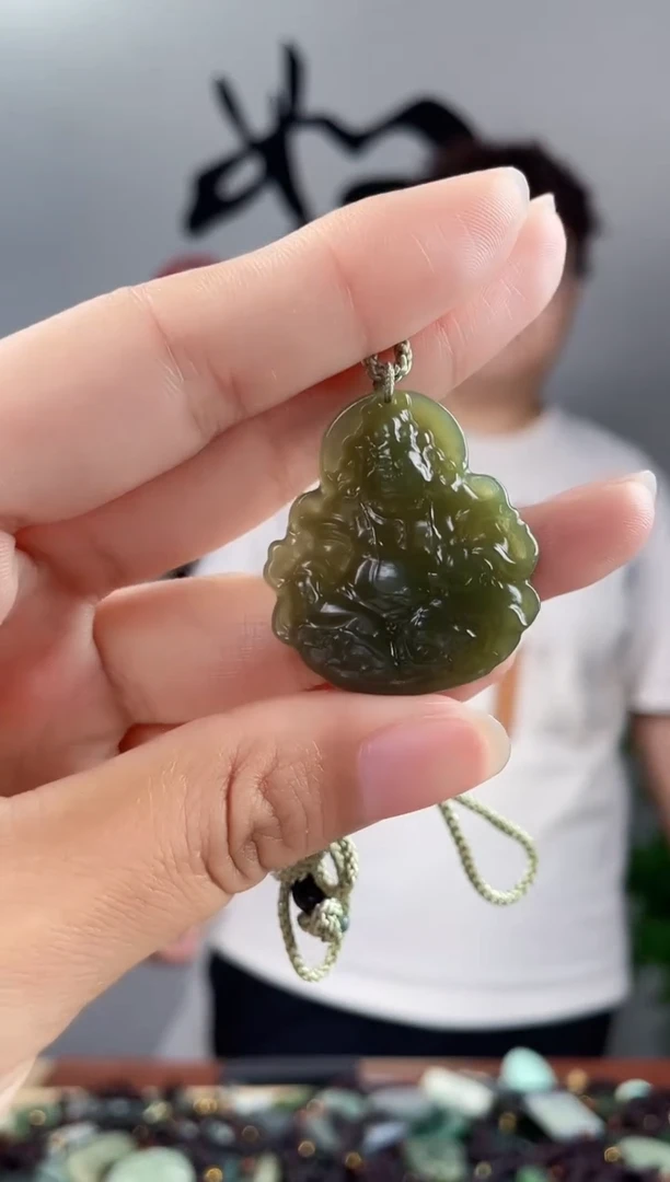 和田玉未镶嵌颈饰拍一发一，多样性发货