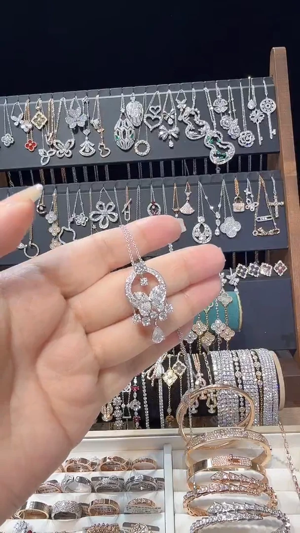 铂Pt950镶嵌实验室培育钻石项链