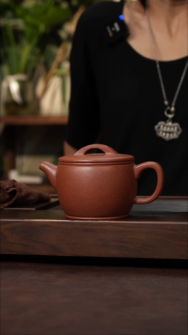 茶壶紫砂红降坡汉瓦240cc左右