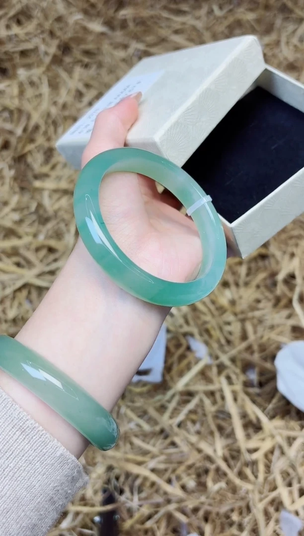 未镶嵌手镯石英质玉2270--圈口59