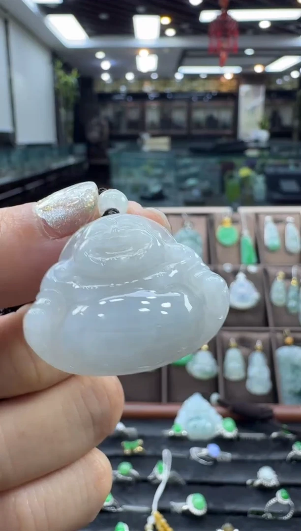 颈饰未镶嵌翡翠包*一佛公
