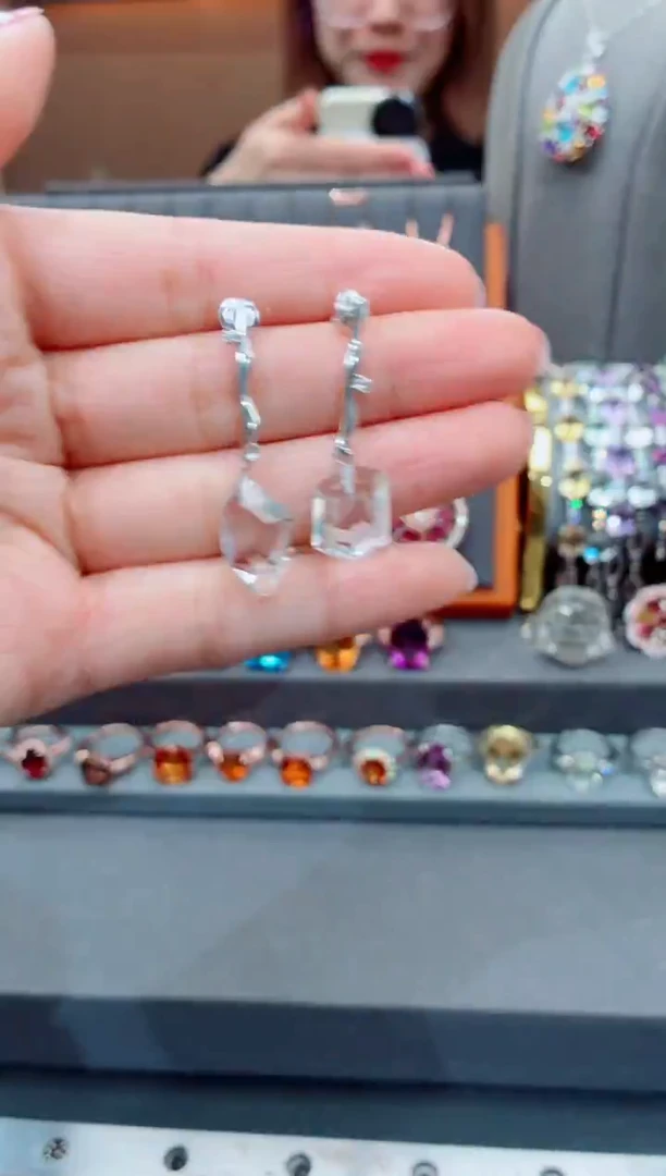 银S925镶嵌耳饰水晶水晶耳饰