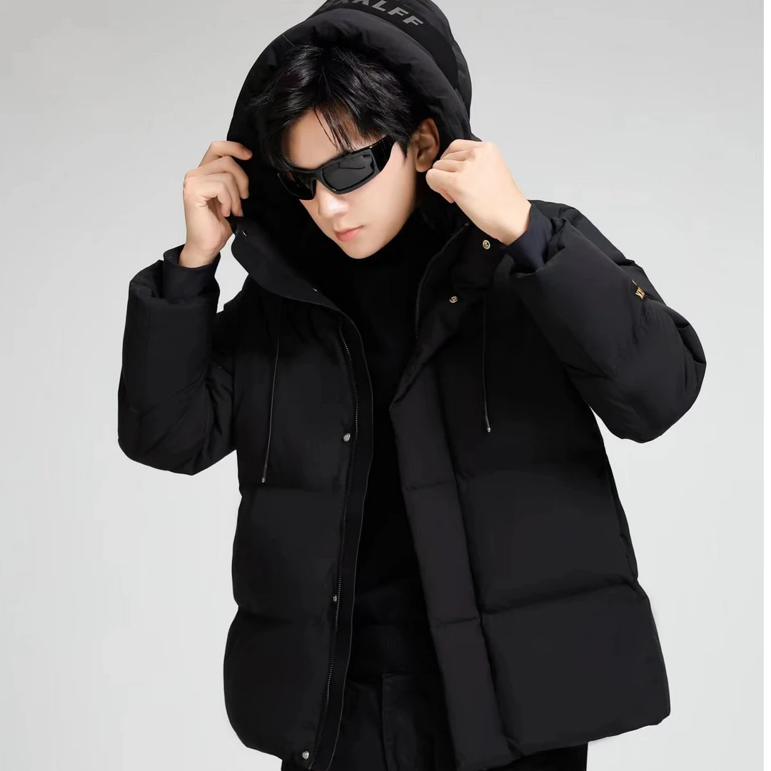 2025新款黑钻短款羽绒服