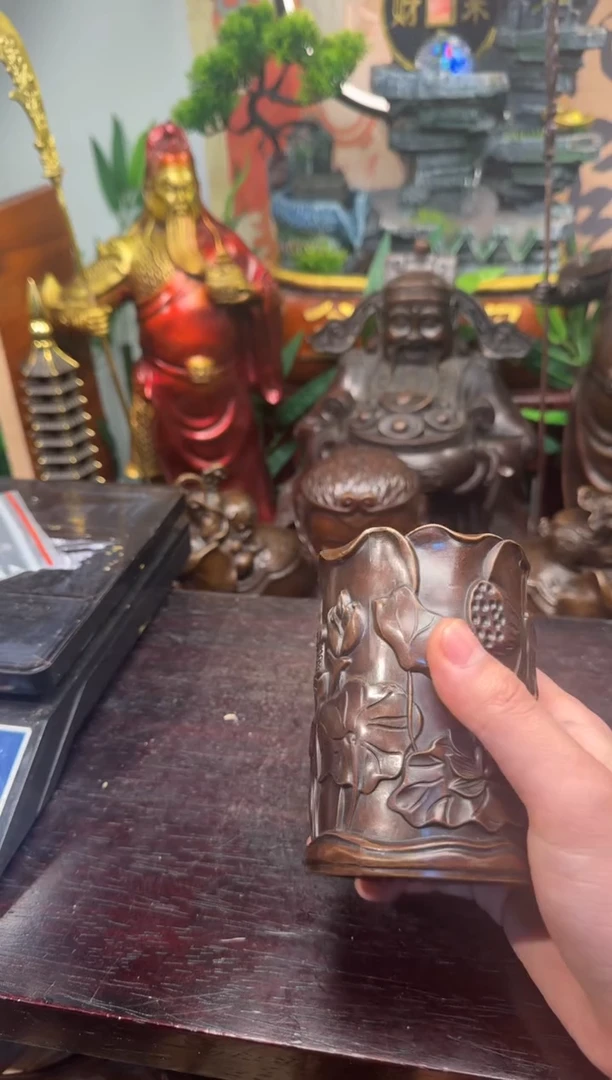 潼潼古铜只卖真铜！（笔筒）