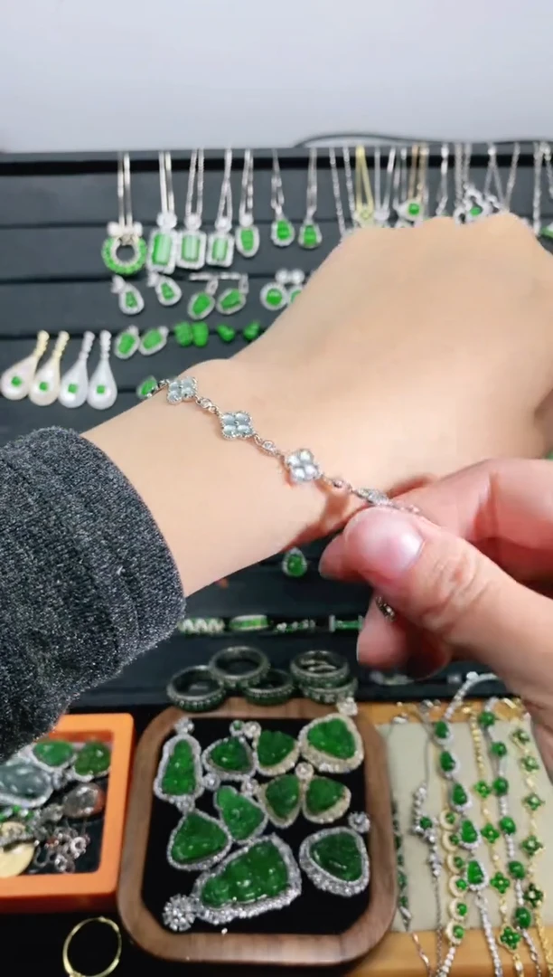 【闪购商品】翡翠手链银S925镶嵌多样性