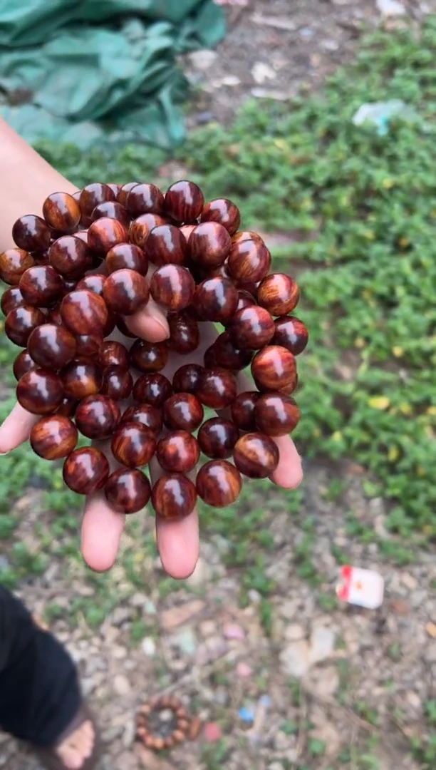 黄花梨/降香黄檀A029火山口1.5圆珠手串138多样性发一