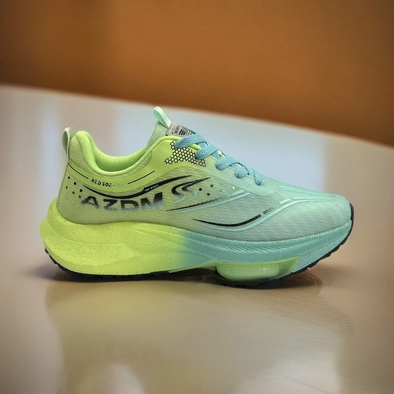 时尚潮流轻便网面断码运动鞋（直播间过款为准）