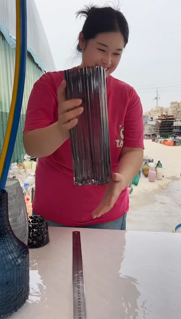 现代客厅摆件玻璃花瓶