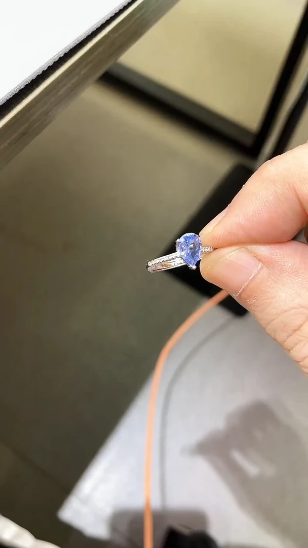 戒指蓝宝石银S925镶嵌天然蓝宝石戒指