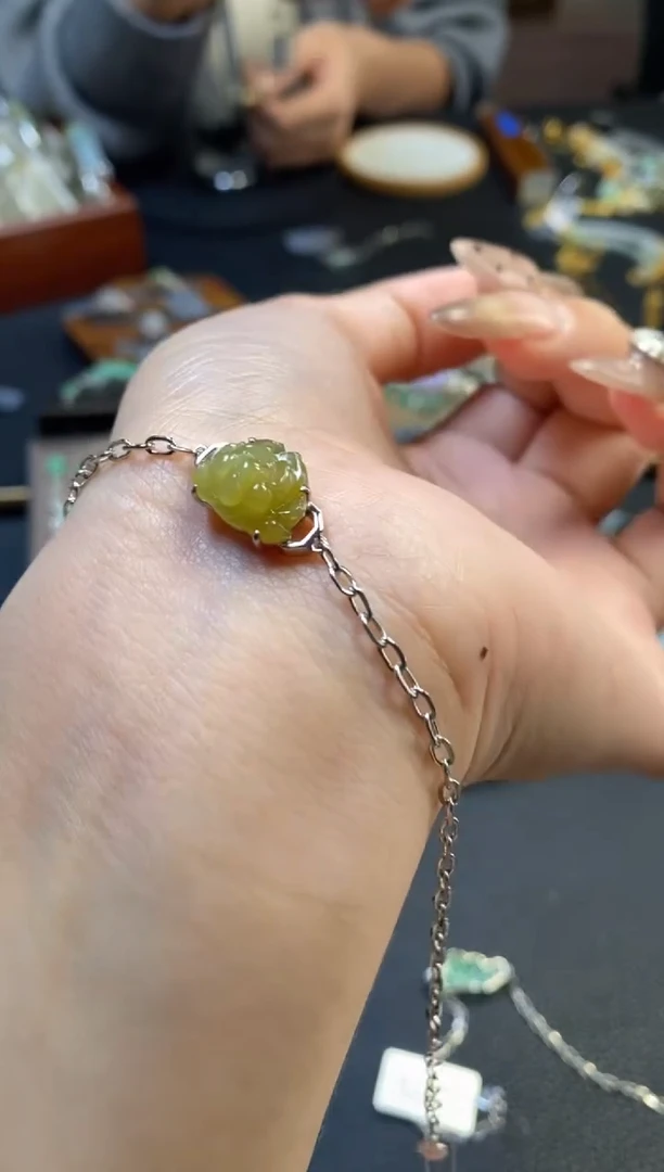 颈饰银S925镶嵌翡翠16874