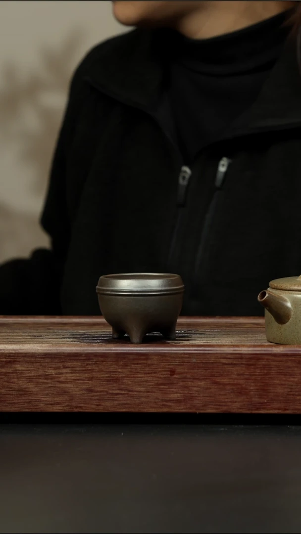 茶壶紫砂百年岩中泥 三足杯