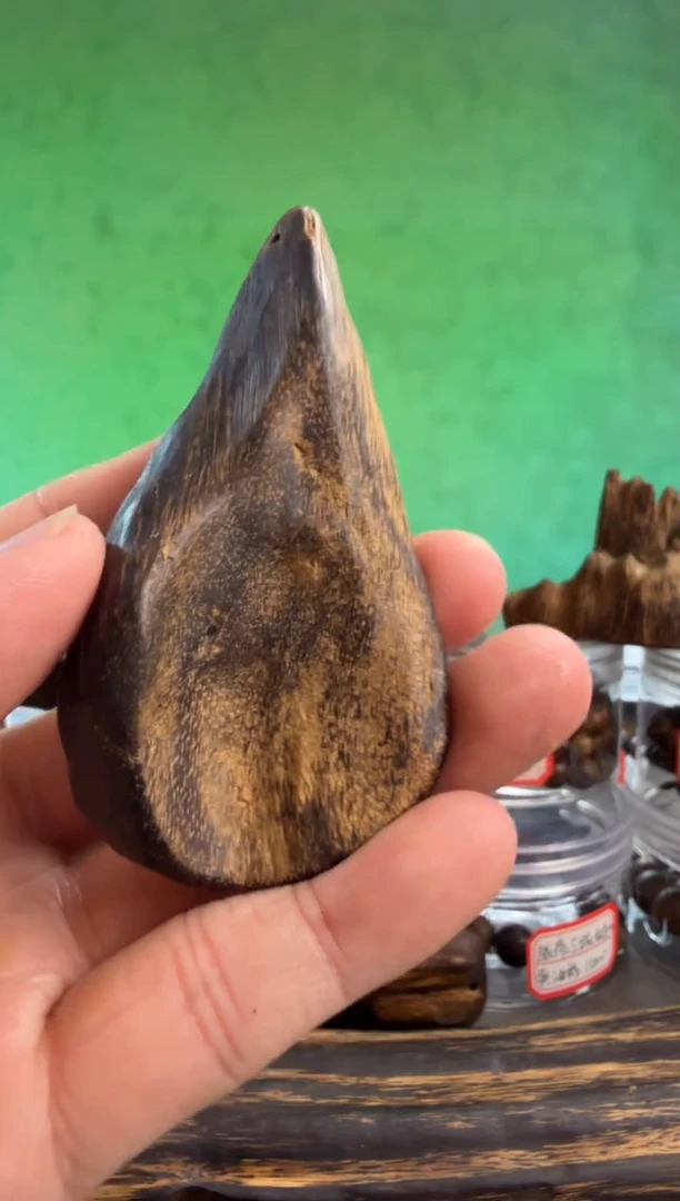 沉香手把件多样性发一