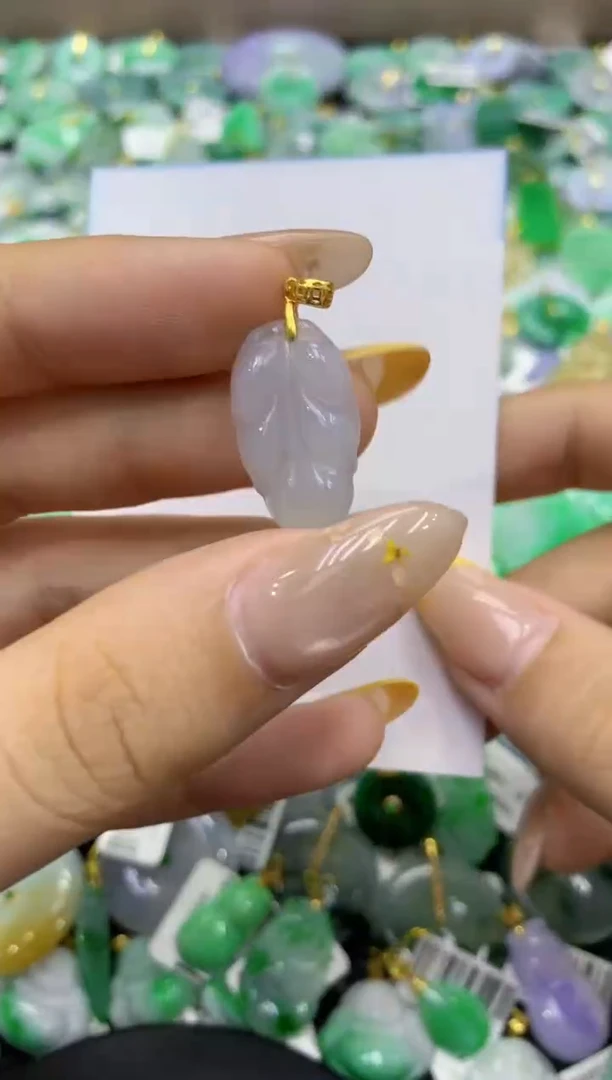 颈饰未镶嵌翡翠天然缅甸翡翠A货