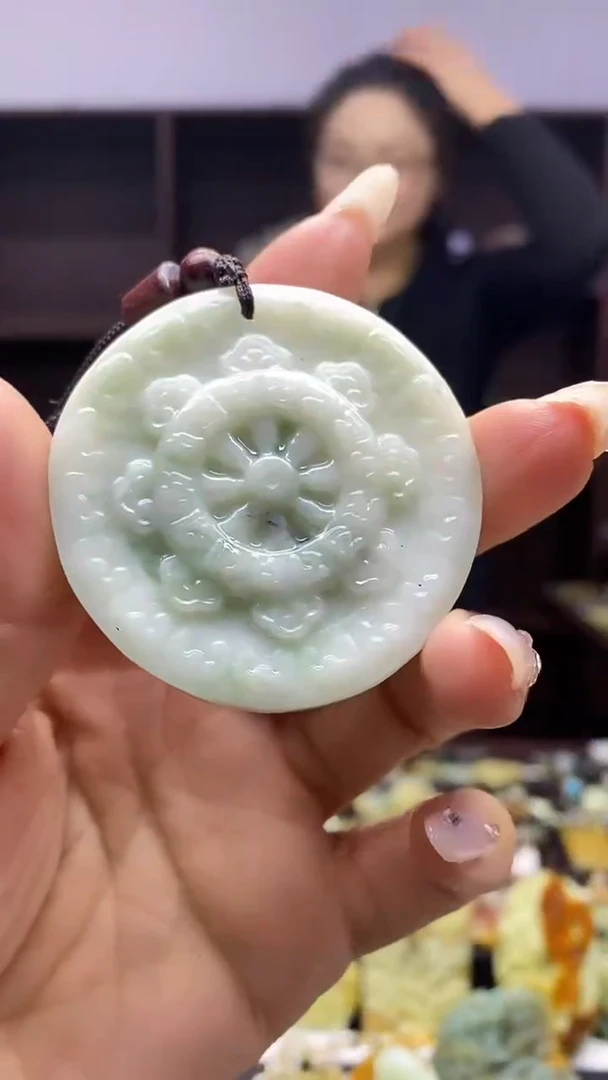 未镶嵌岫玉挂件