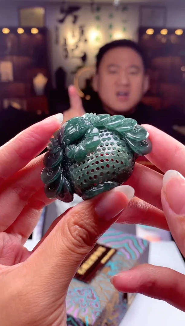 【闪购商品】定制翡翠未镶嵌挂件发货（拍一发一）