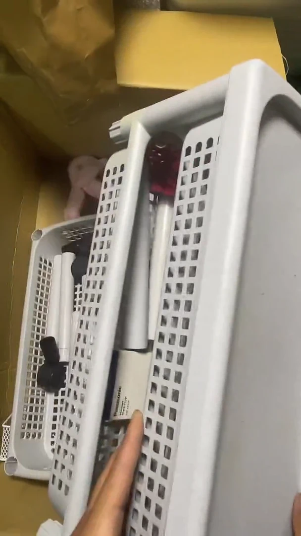 无L****惜二手商品不退不换