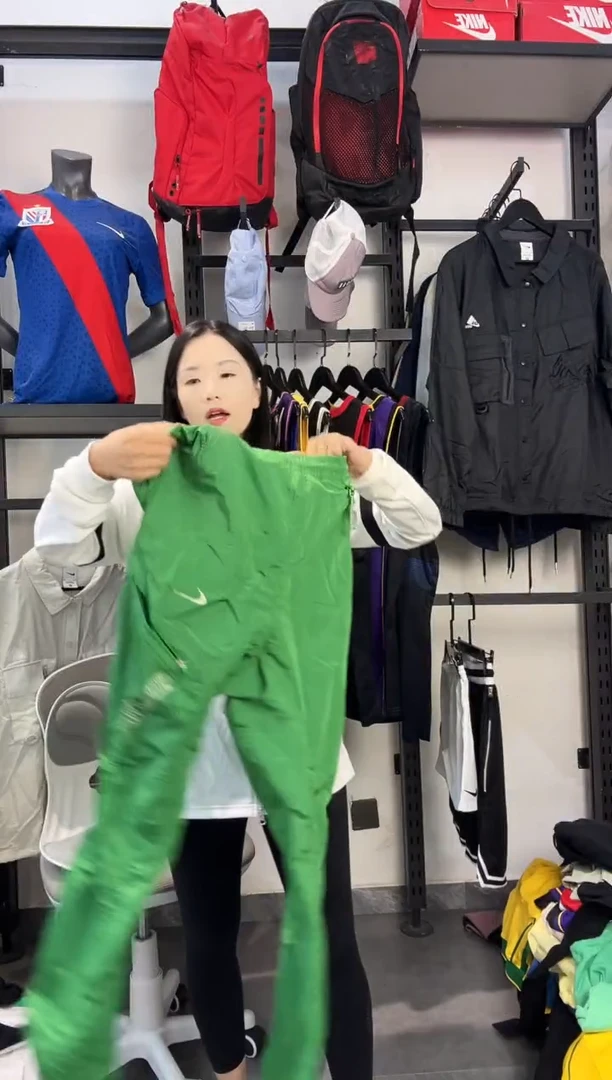 379编码 瑕疵款直播间过款为准 尺码S