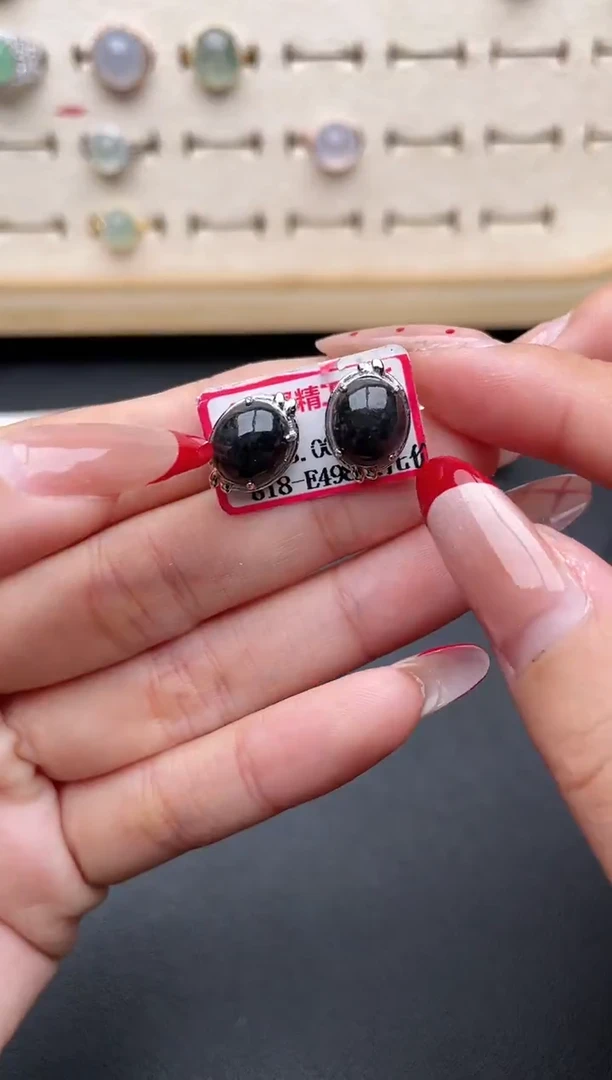 【闪购商品】翡翠戒指银S925镶嵌一物一证一礼盒