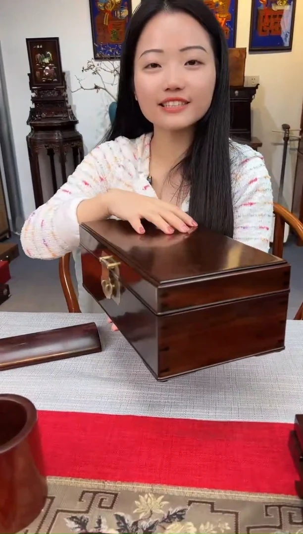 红酸枝木类成套家具全独板文玩盒   藏宝盒