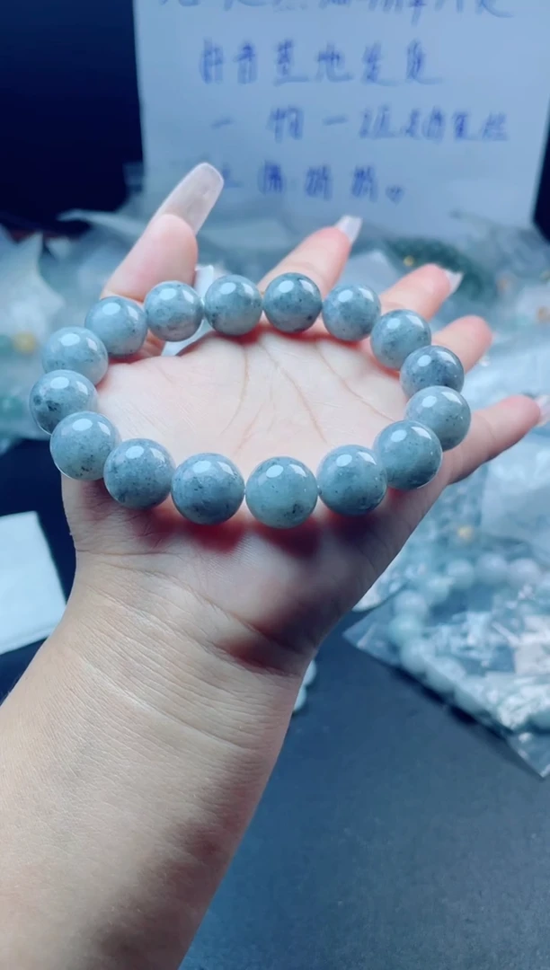 未镶嵌定制翡翠珠串