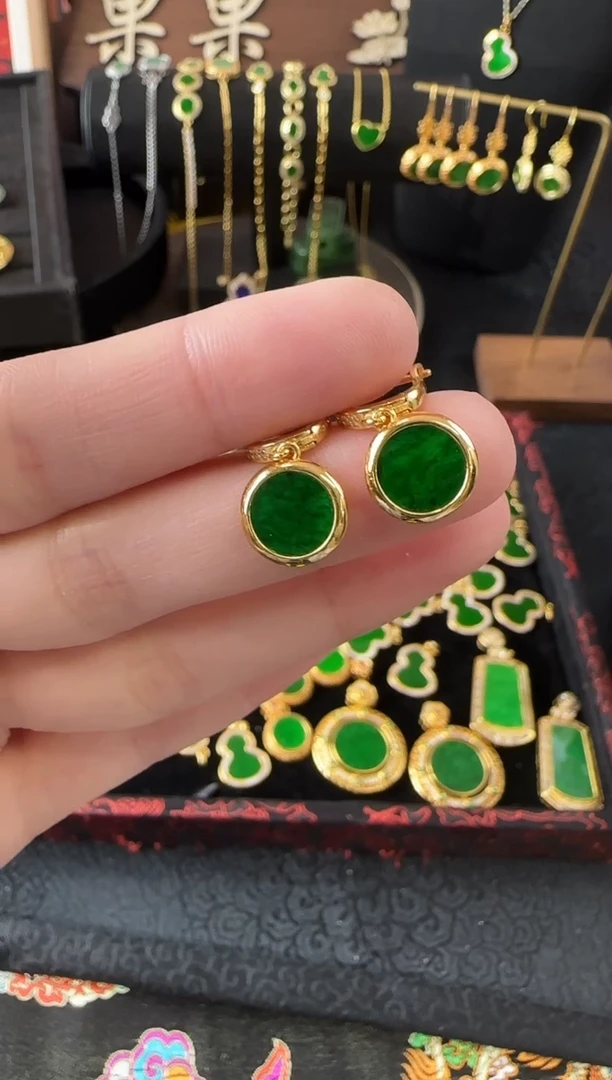 【闪购商品】翡翠耳饰银S925镶嵌耳饰