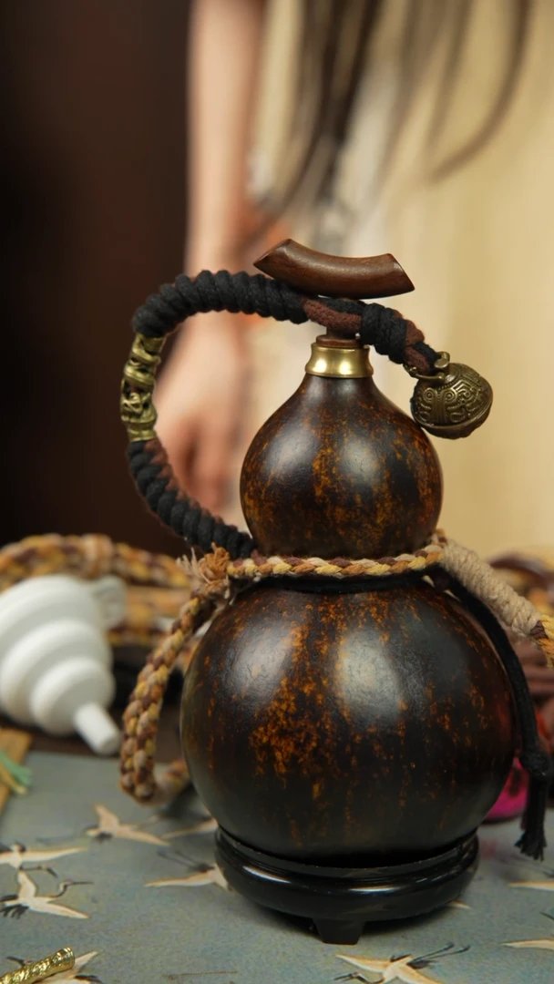 151号500ml左右非遗大漆酒葫芦