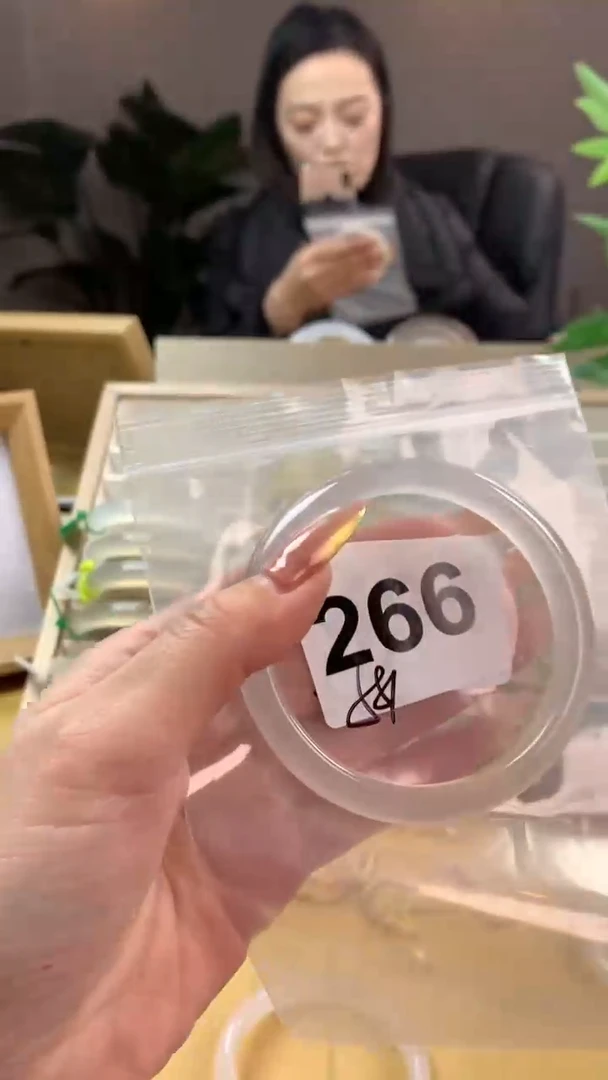 【闪购商品】玛瑙/玉髓手镯未镶嵌266
