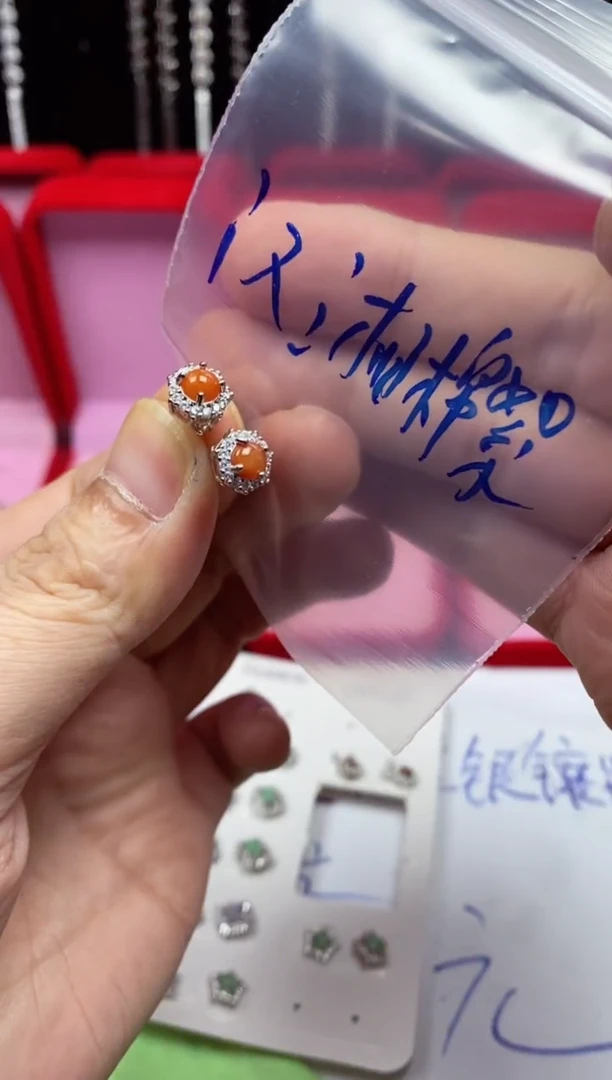 未镶嵌戒指翡翠汉**絮翡翠耳钉