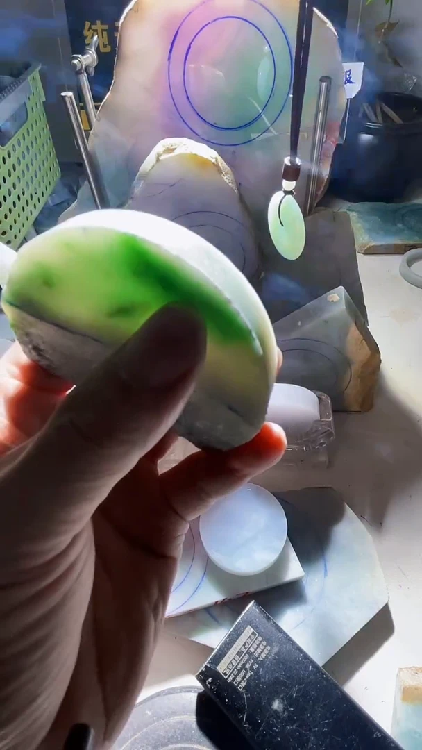 颈饰未镶嵌翡翠翡翠511