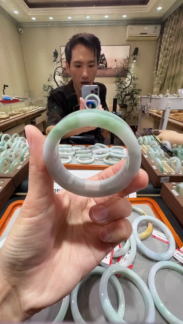 未镶嵌手镯定制定制翡翠-纯天然缅甸A货翡翠手镯定制-小圈口