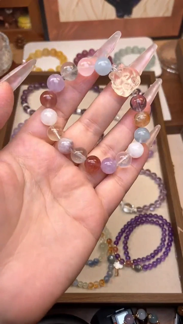 【闪购商品】水晶手链未镶嵌多宝