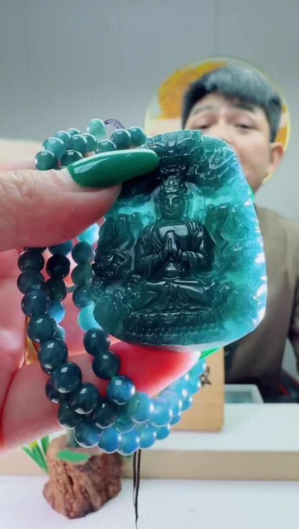 翡翠未镶嵌颈饰多样性随机发其一