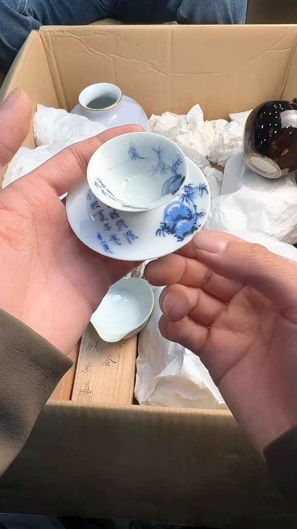 瓷片做****己88888888      281