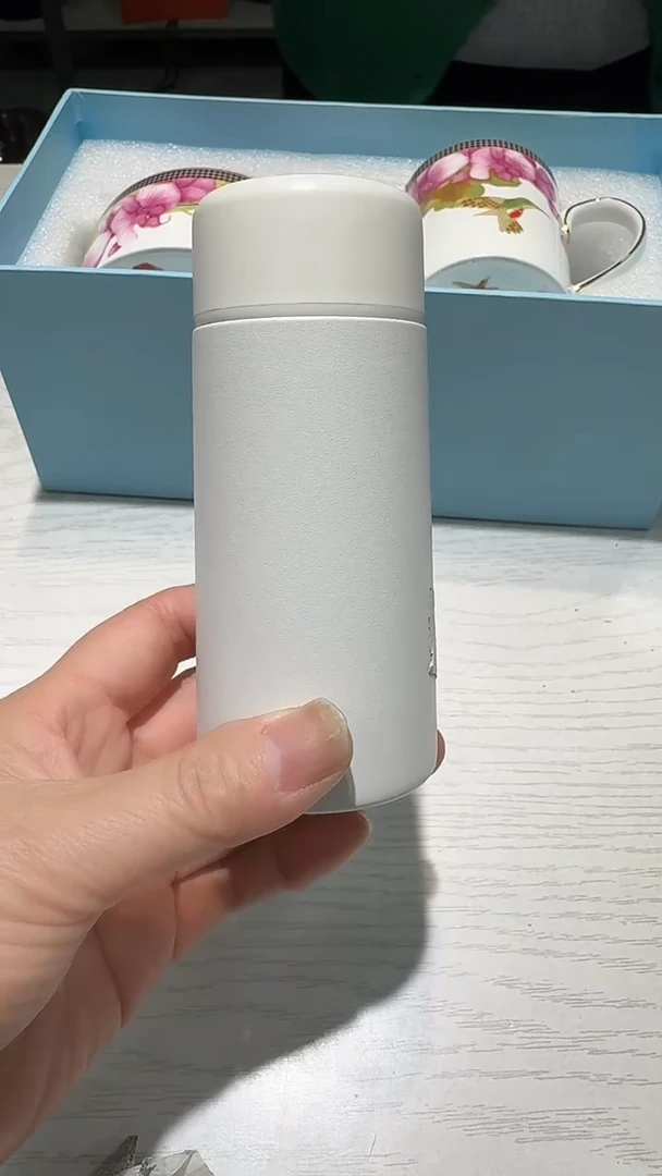 瓷片生活的本意是开心啊@@1