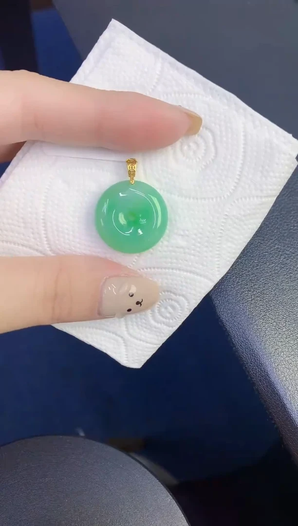 颈饰未镶嵌翡翠缅甸天然翡翠A货