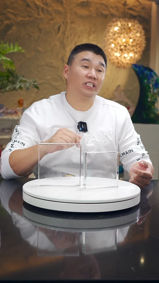 摆件A***N水晶底座14*14和12*12