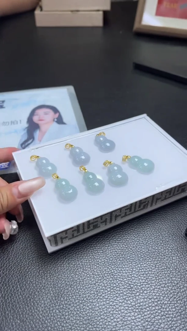 【闪购商品】翡翠颈饰银S925镶嵌B33多样性发一件/配绳子