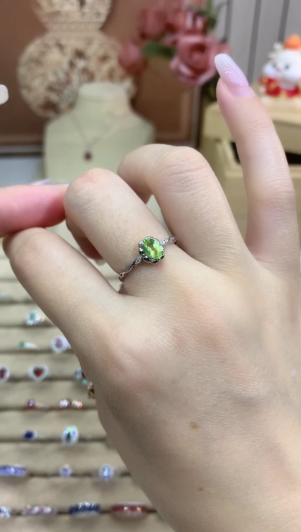 银S925镶嵌戒指橄榄石橄榄石