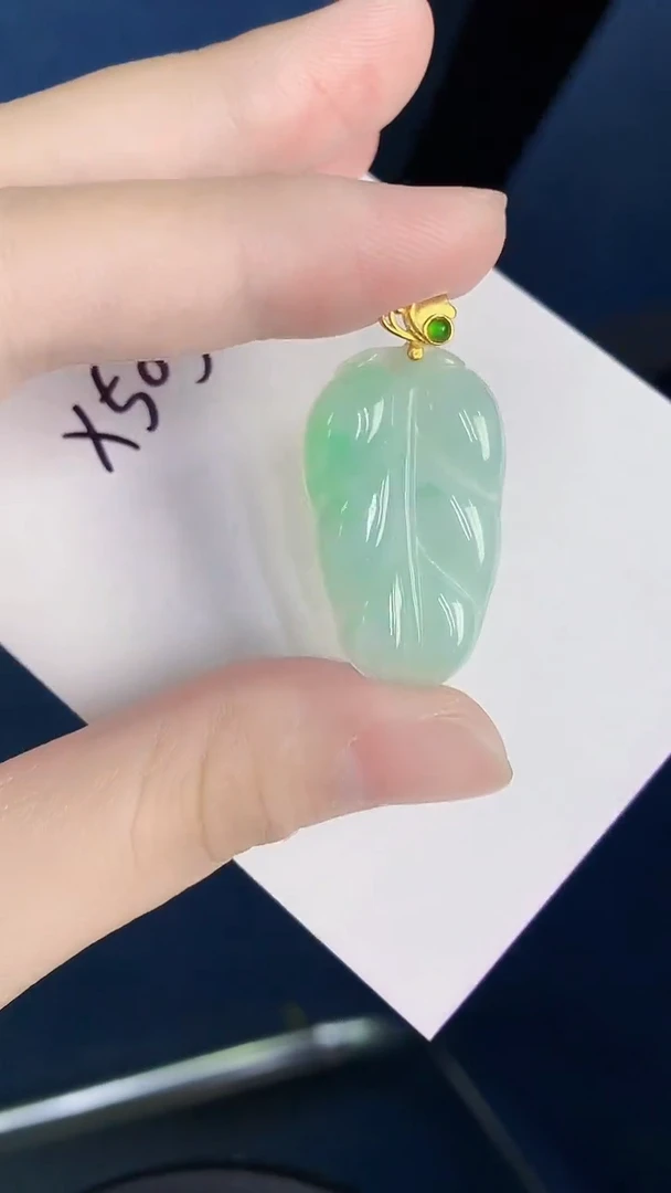 颈饰未镶嵌翡翠天然翡翠缅甸A货