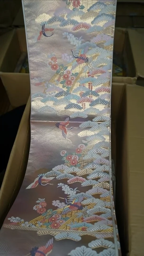 织绣23彩箔松树仙鹤