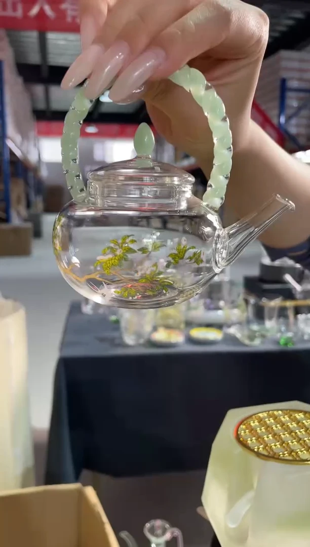 遇器梨花白燕广雅壶