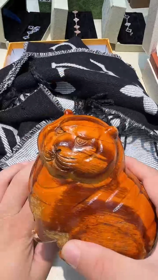 瓷片都是大宝贝儿都是大漂亮****黑色围巾