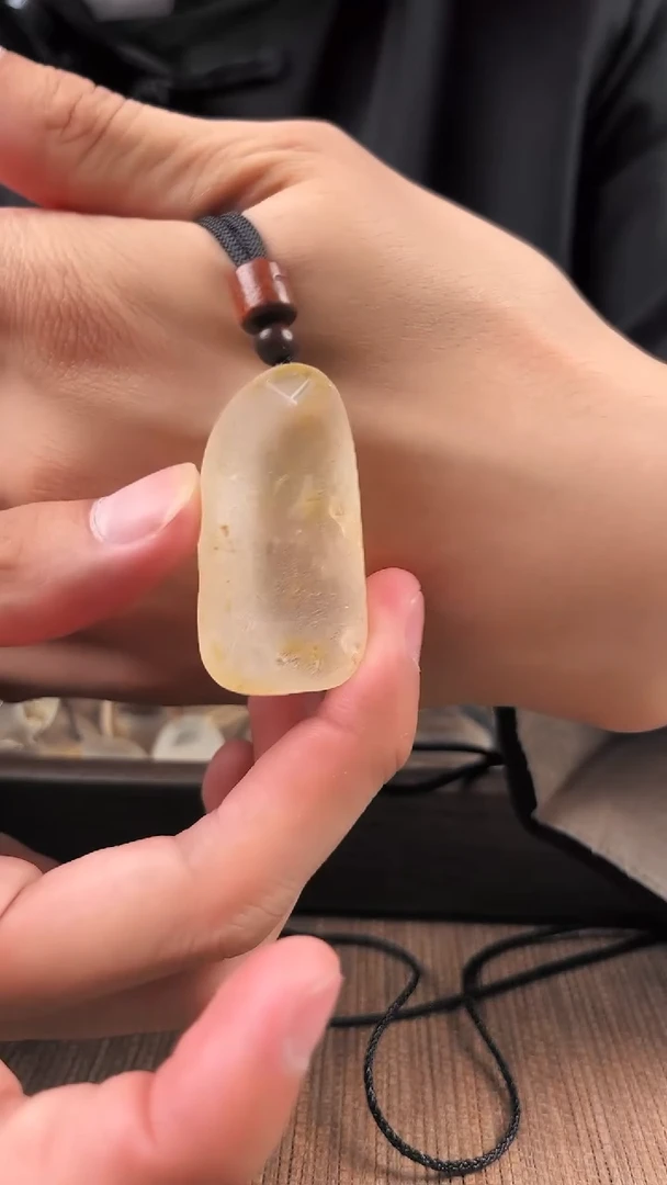 未镶嵌吊坠(赠链)水晶水晶