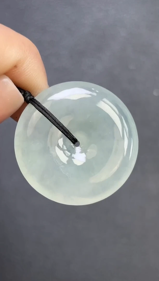 颈饰未镶嵌翡翠平安扣