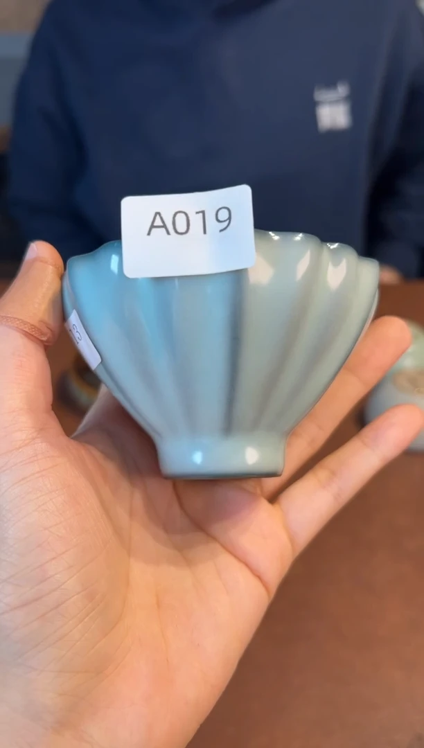 【闪购商品】瓷片问鼎   大        A019