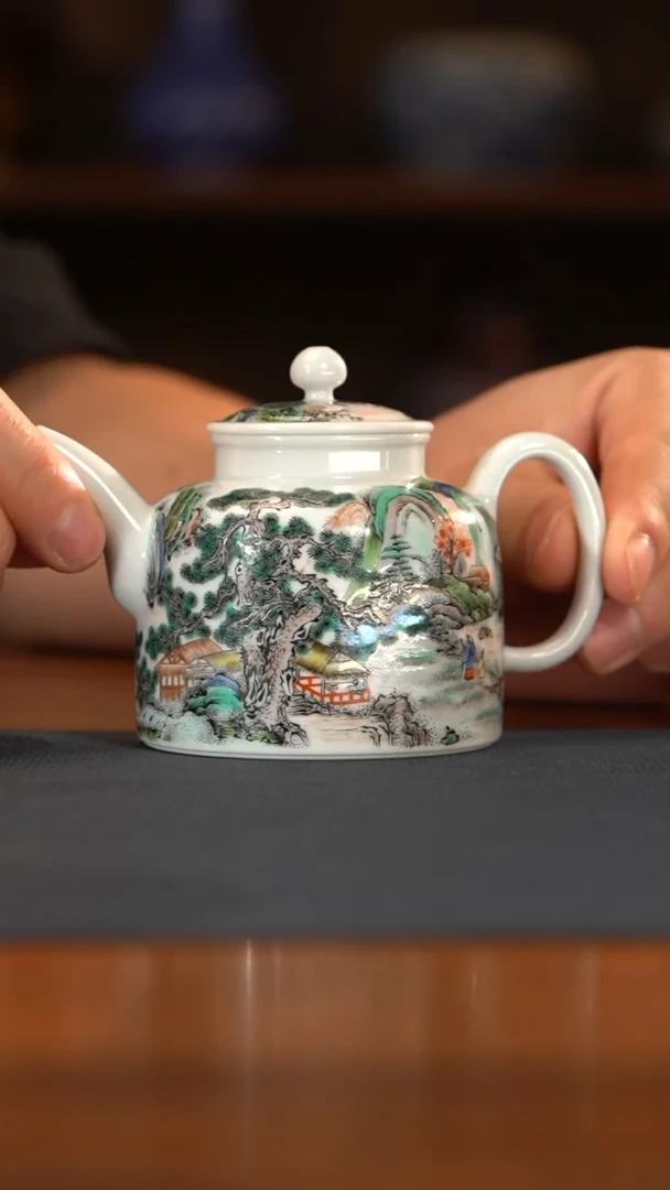 快**些盛古珍玩 古彩早春山水壶
