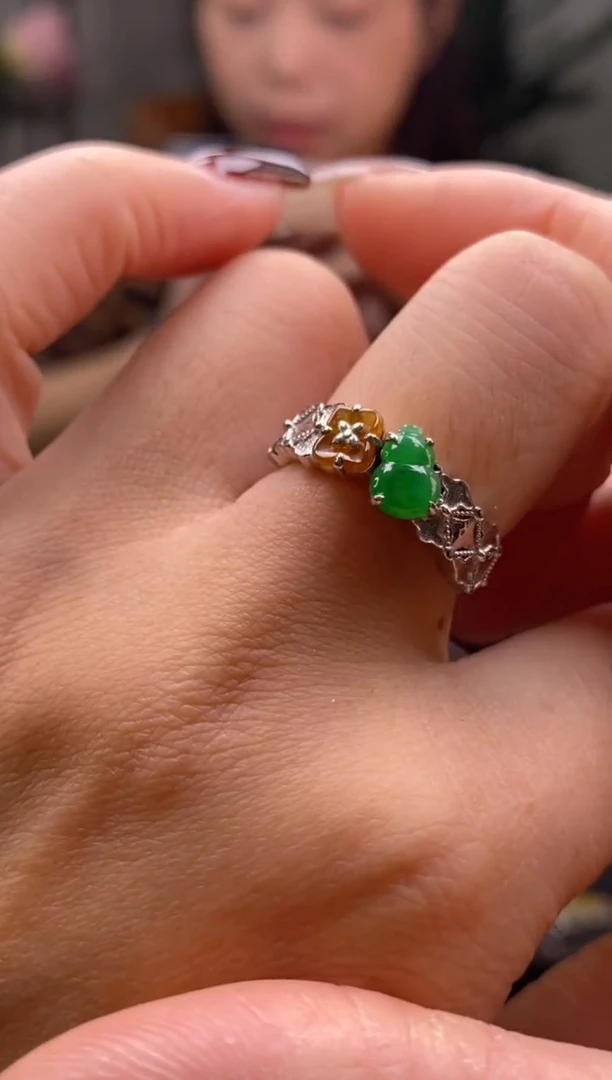 颈饰银S925镶嵌翡翠净货14713