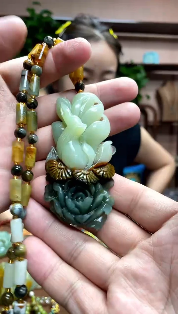 未镶嵌岫玉吊坠嫣*倪·