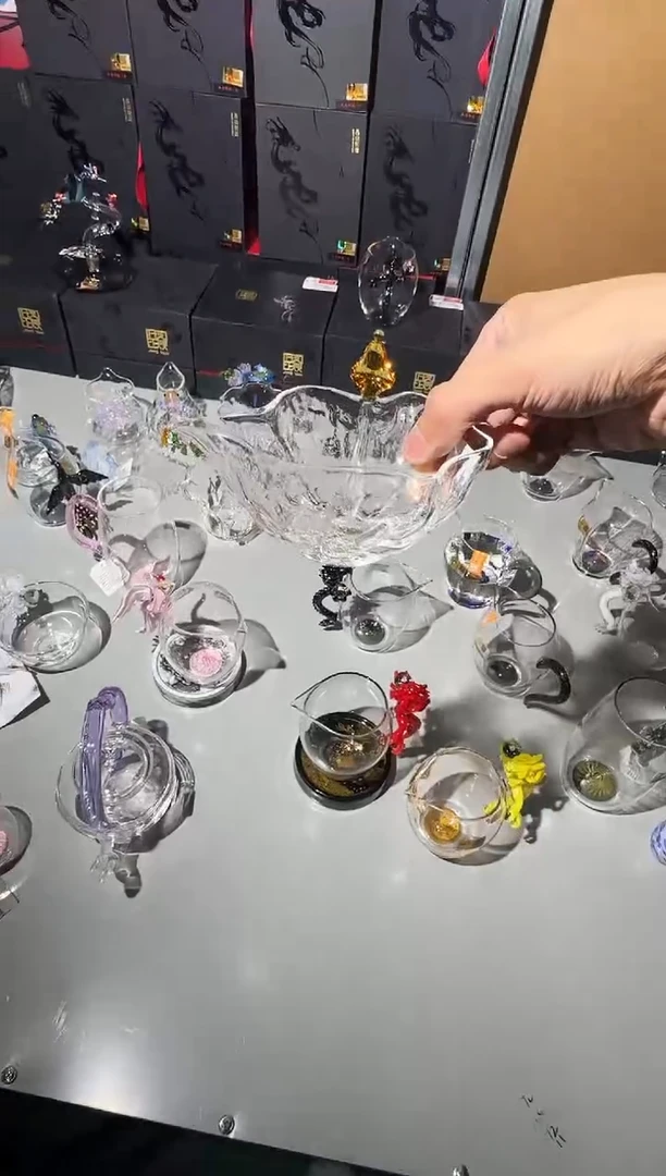 丁**?爱莲说无事佛公道杯  晶焱金标